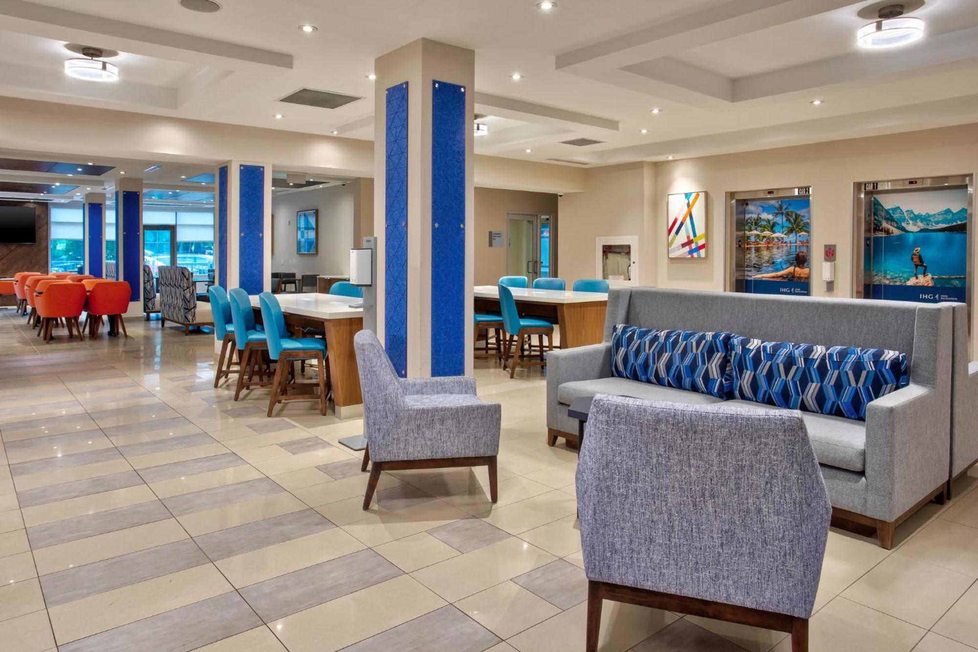 Holiday Inn Express Kingston Central By Ihg Exterior foto